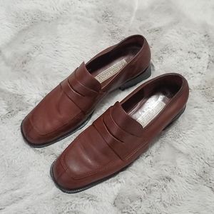 Predictions vintage brown leather loafers shoes